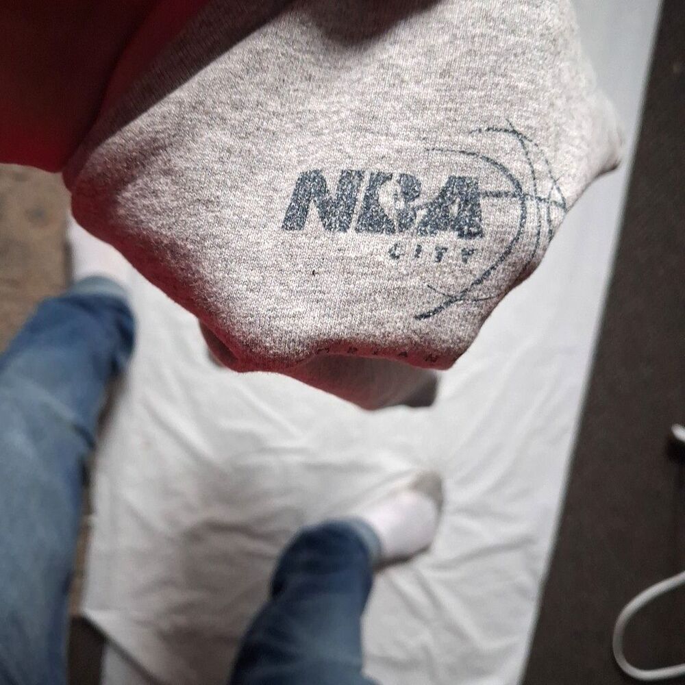 Vintage city M tank top Mens founded 1997 Gray Basketball Active wear Graphic - Picture 12 of 12